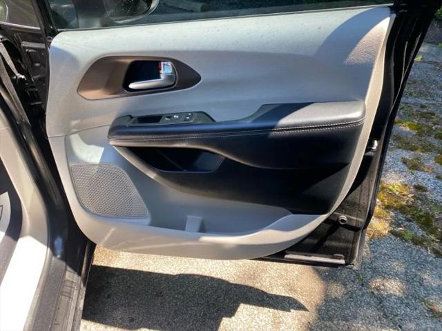 2020 Chrysler Voyager LXI