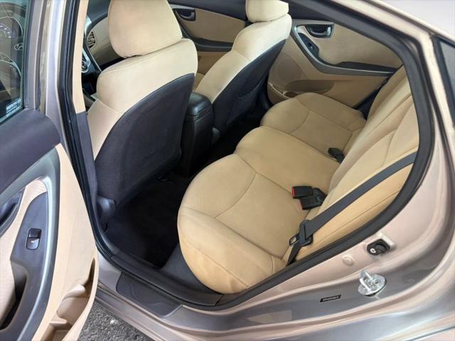 2012 Hyundai Elantra GLS
