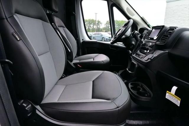 2026 Ram ProMaster Cargo Van Tradesman High Roof 136 WB w/Pass Seat