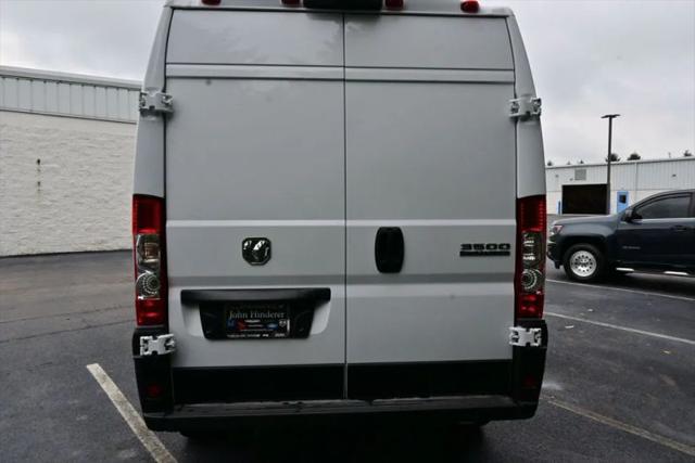 2026 Ram ProMaster Cargo Van Tradesman High Roof 136 WB w/Pass Seat