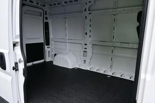 2026 Ram ProMaster Cargo Van Tradesman High Roof 136 WB w/Pass Seat