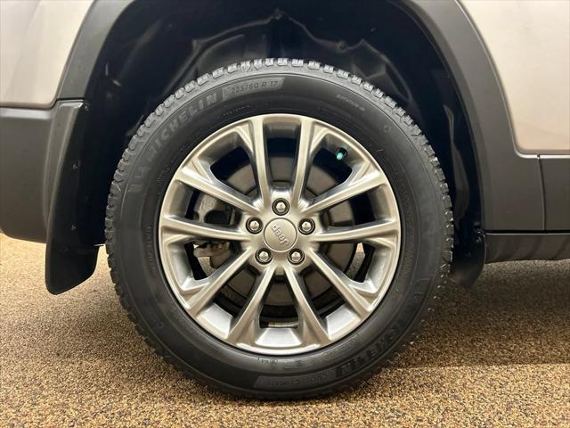 2021 Jeep Cherokee Latitude Lux FWD