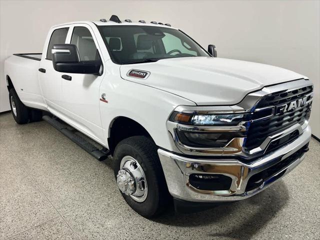 2026 RAM Ram 3500 RAM 3500 TRADESMAN CREW CAB 4X4 8 BOX 2026 RAM Ram 3500 RAM 3500 TRADESMAN CREW CAB 4X4 8 BOX