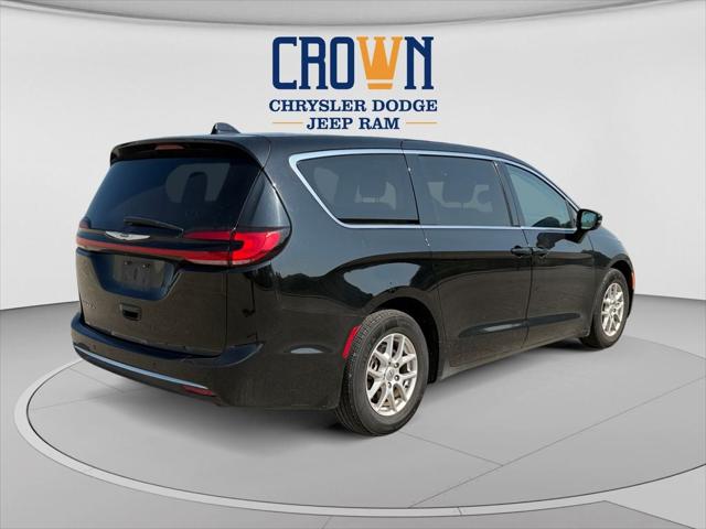 2024 Chrysler Pacifica Touring L 2024 Chrysler Pacifica Touring L