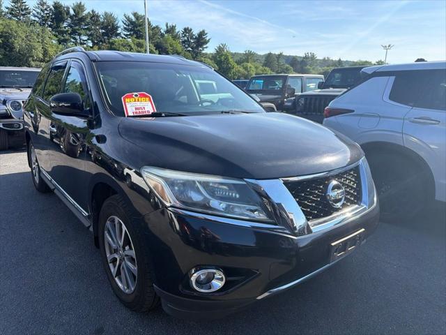 2015 Nissan Pathfinder SL 2015 Nissan Pathfinder SL
