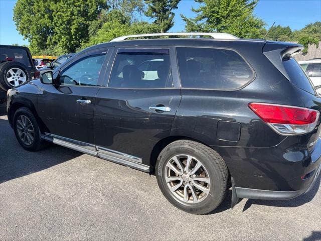 2015 Nissan Pathfinder SL 2015 Nissan Pathfinder SL