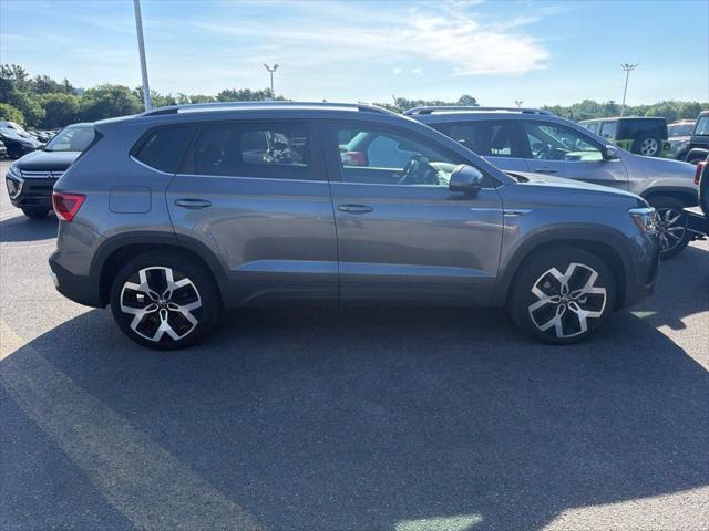 2022 Volkswagen Taos 1.5T SEL 2022 Volkswagen Taos 1.5T SEL