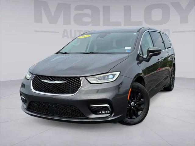 2022 Chrysler Pacifica Hybrid Touring L for sale in Winchester, VA