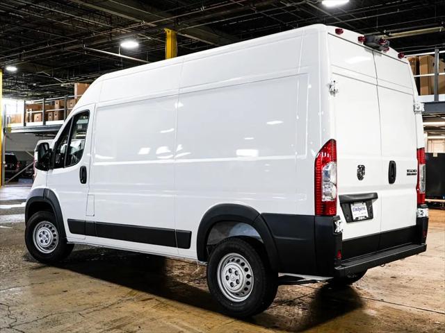 2026 Ram ProMaster Cargo Van Tradesman High Roof 136 WB w/Pass Seat