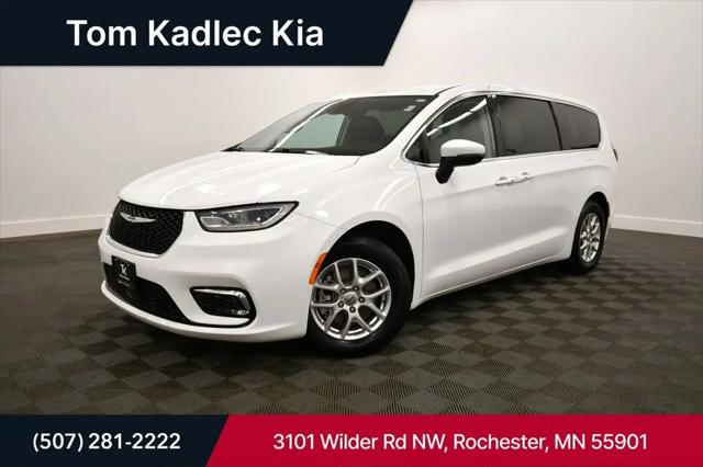 2023 Chrysler Pacifica Touring L for sale in Rochester, MN