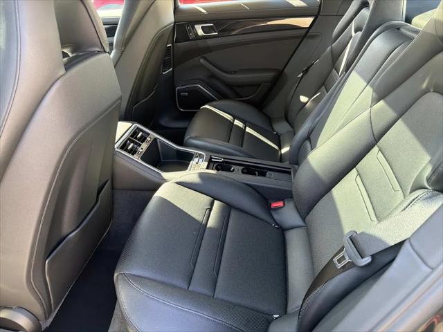 2019 Porsche Panamera E-Hybrid 4