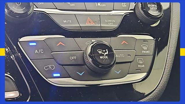 2021 Chrysler Pacifica Touring