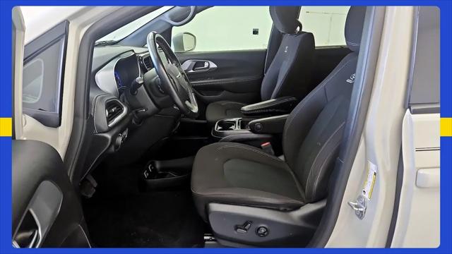 2021 Chrysler Pacifica Touring