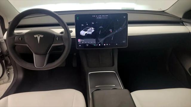 2021 Tesla Model 3 Standard Range Plus Rear-Wheel Drive