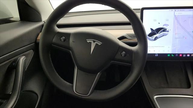 2021 Tesla Model 3 Standard Range Plus Rear-Wheel Drive