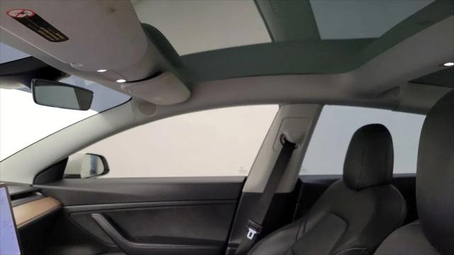 2021 Tesla Model 3 Standard Range Plus Rear-Wheel Drive