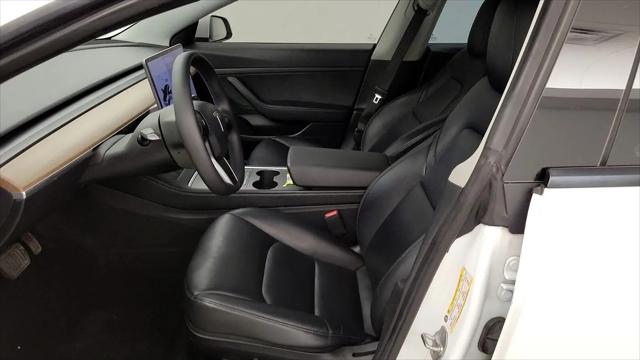 2021 Tesla Model 3 Standard Range Plus Rear-Wheel Drive