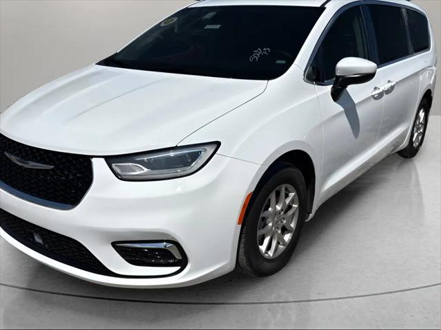 2023 Chrysler Pacifica Touring L for sale near Columbus, OH