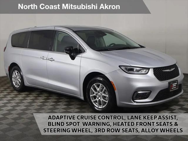 2024 Chrysler Pacifica Touring L for sale in Akron, OH