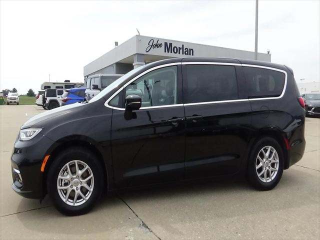2024 Chrysler Pacifica Touring L for sale in Cape Girardeau, MO
