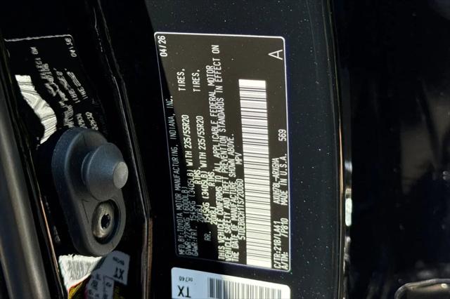 2026 Toyota Highlander Hybrid Platinum