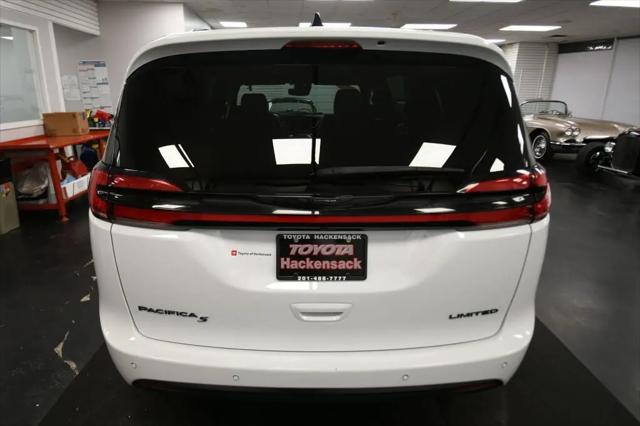 2025 Chrysler Pacifica Limited
