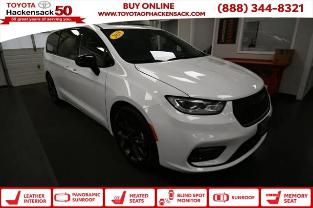 2025 Chrysler Pacifica Limited for sale in Hackensack, NJ