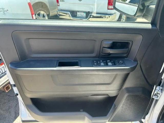 2017 Ram 2500 Tradesman Crew Cab 4x2 8 Box