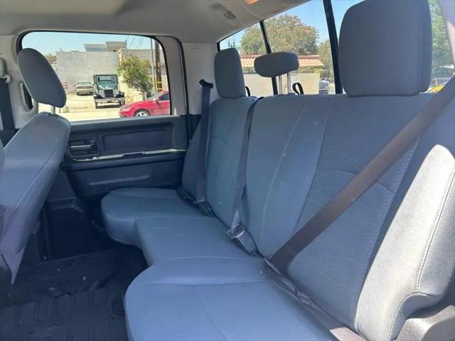 2017 Ram 2500 Tradesman Crew Cab 4x2 8 Box