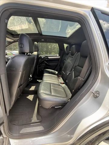 2013 Porsche Cayenne S