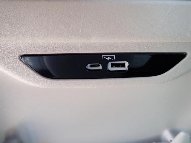 2021 Chrysler Pacifica Limited AWD