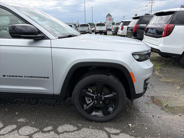 2025 Jeep Grand Cherokee L Altitude X 4x4 2025 Jeep Grand Cherokee L Altitude X 4x4
