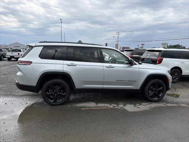 2025 Jeep Grand Cherokee L Altitude X 4x4 2025 Jeep Grand Cherokee L Altitude X 4x4