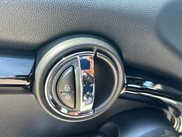 2018 MINI Convertible Cooper