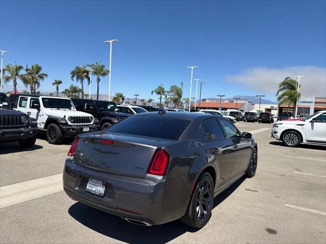 2023 Chrysler 300 Touring L