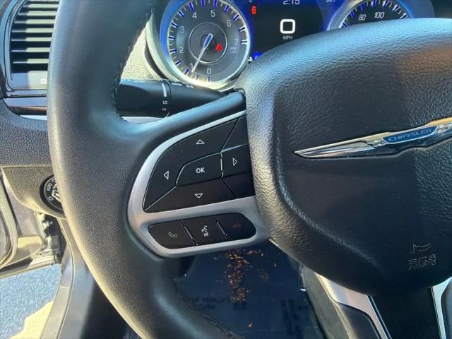 2023 Chrysler 300 Touring L