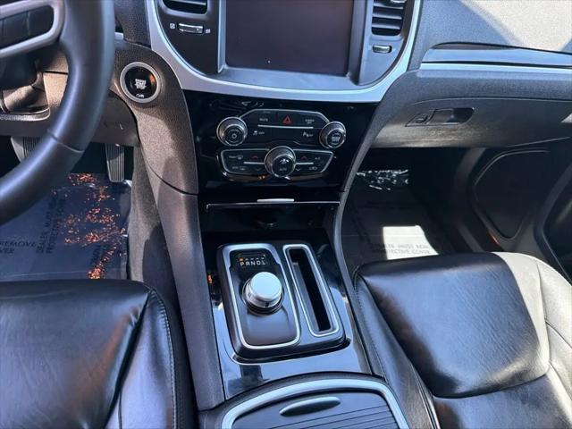 2023 Chrysler 300 Touring L