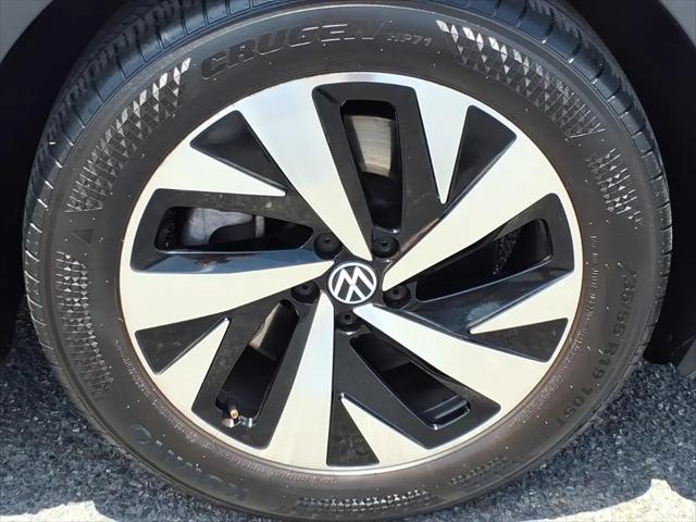 2023 Volkswagen ID.4 Pro