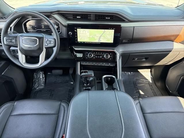 2023 GMC Sierra 1500 4WD Crew Cab Short Box Denali