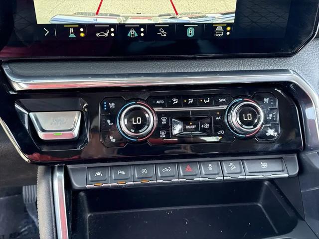 2023 GMC Sierra 1500 4WD Crew Cab Short Box Denali