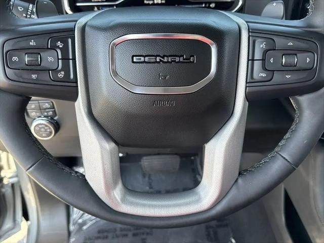 2023 GMC Sierra 1500 4WD Crew Cab Short Box Denali