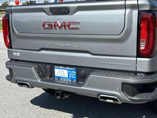 2023 GMC Sierra 1500 4WD Crew Cab Short Box Denali
