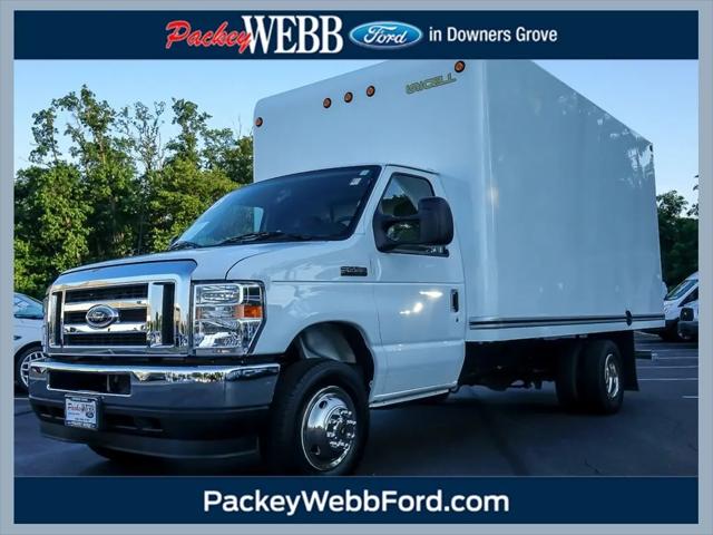2025 Ford E-450 Cutaway E-450 for sale in Downers Grove, IL