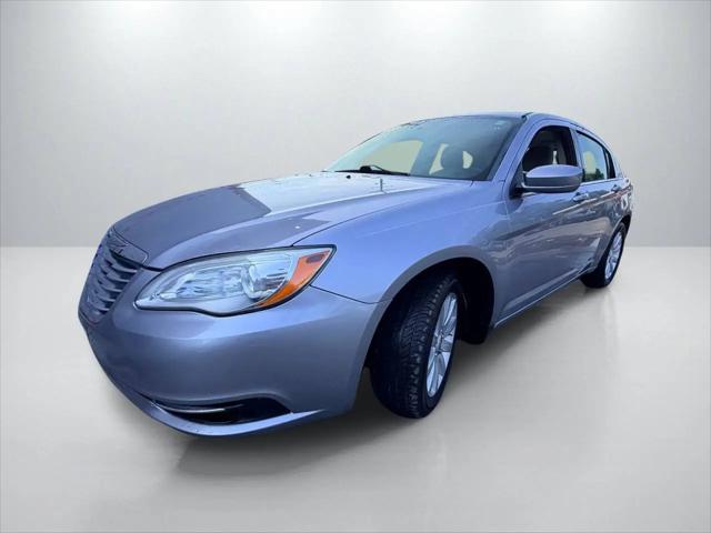 2013 Chrysler 200 Touring