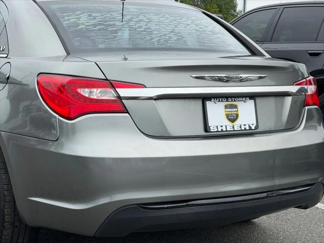 2013 Chrysler 200 Touring