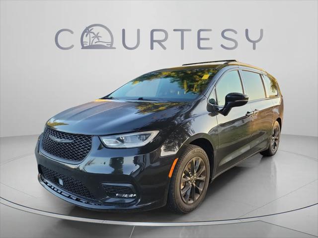 2021 Chrysler Pacifica Touring L for sale in Tampa, FL