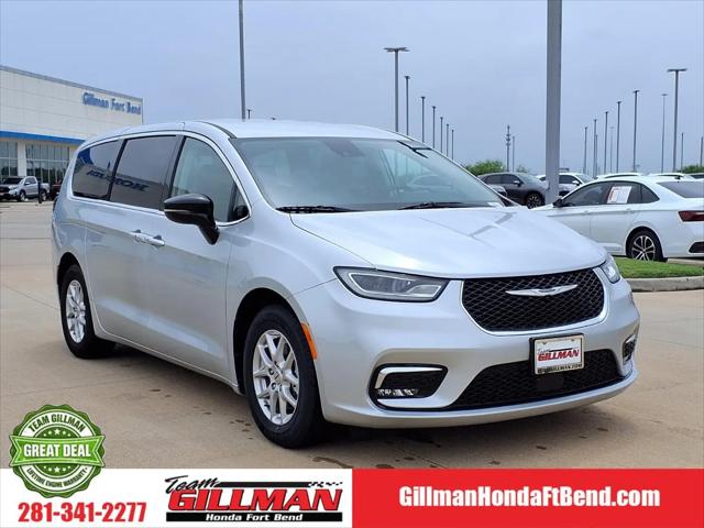 2024 Chrysler Pacifica Touring L for sale in Rosenberg, TX