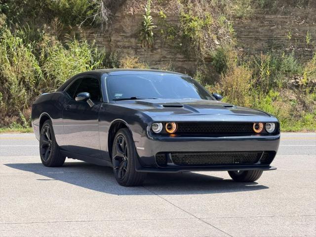 2018 Dodge Challenger SXT for sale in Woodbury, TN