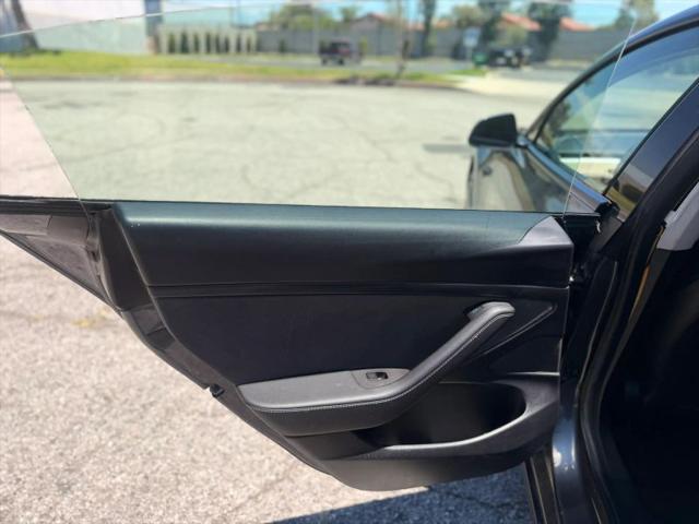 2021 Tesla Model 3 Standard Range Plus Rear-Wheel Drive