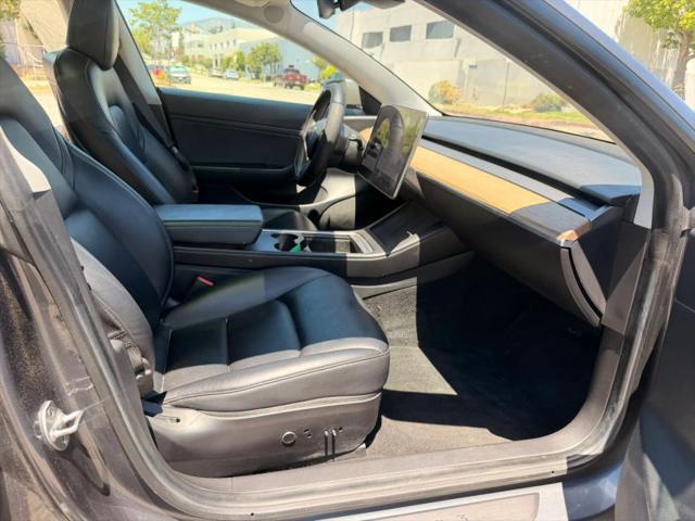2021 Tesla Model 3 Standard Range Plus Rear-Wheel Drive